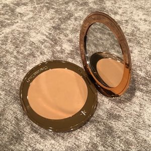 Charlotte Tilbury Airbrush Bronzer (Shade 2 - Medium)
